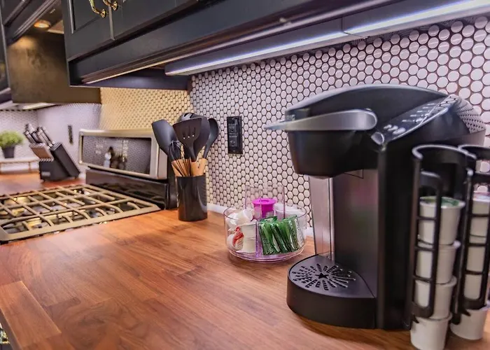 King Bed / Free Parking / Bbq / Fire Pit / Arcade Ferienhaus Pittsburgh